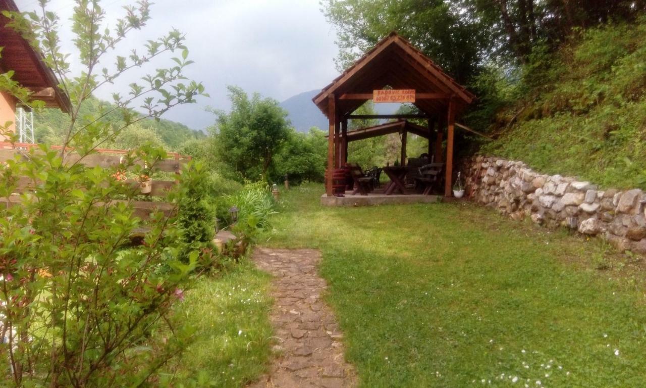 Turisticki Kompleks - Montana Тьентиште Экстерьер фото